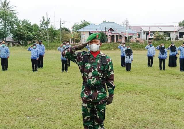 Kapolsek Iptu Zulham, SH Irup Peringatan HUT Kemerdekaan RI Ke-76 Di Kecamatan Saipar Dolok Hole Kapolsek