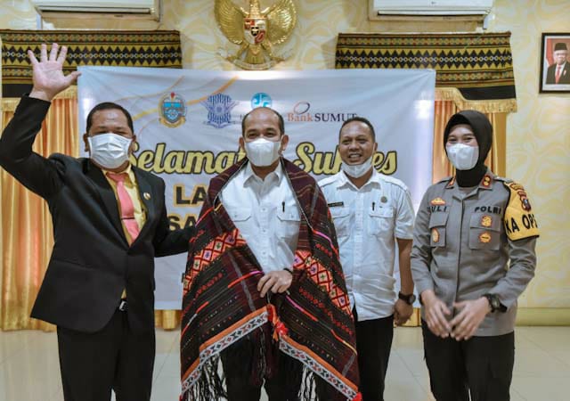 Kepala BPPR Provsu Dan Wali Kota Launching Bus Samsat Keliling UPT PPD Padangsidimpuan Kepala