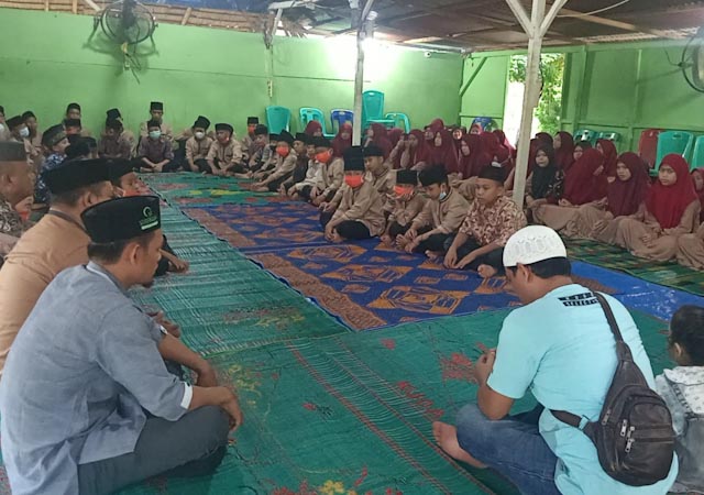 Peduli Terhadap Anak Yatim, Pengusaha Muda di Binjai Beri Santunan Ke Panti Asuhan Aswaliyah Binjai Anak Yatim