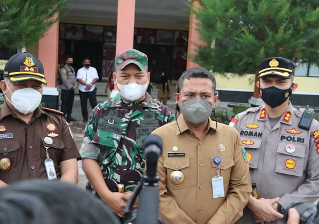 Kejar Target 70 %, TNI - Polri Dan Pemkab Paluta Gelar Vaksinasi Serbuan Vaksinasi Desa Target