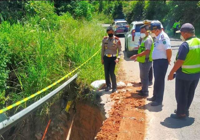 Persiapan Operasi Ketupat 2022, Ditlantas Polda Sumut Survey Jalan Rusak di Payabungan Oparasi Ketupat