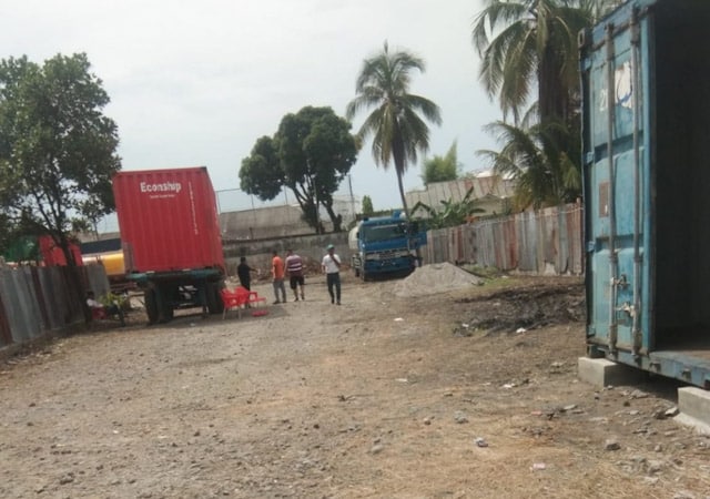 Gudang CPO Di JL Yos Sudarso Lingkungan 24 Diduga Mencemari cpo