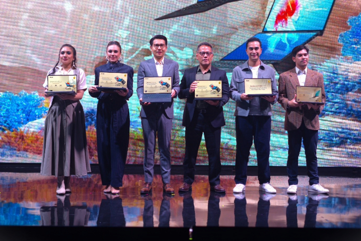 ASUS Zenbook DUO, Laptop Dual-Screen OLED Terbaik di Dunia asus zenbook duo