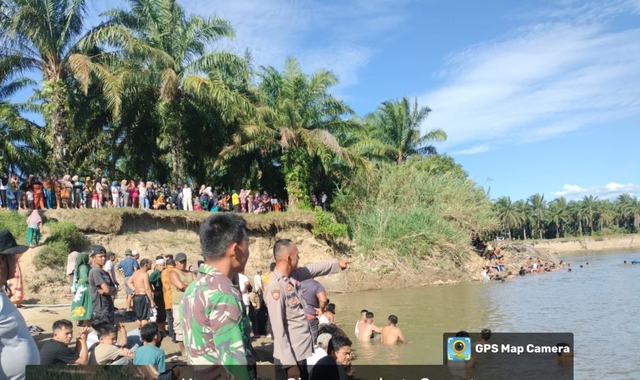 Terseret Arus Sungai, Tiga Warga Simangambat Hanyut di Sungai Barumun Paluta Sungai